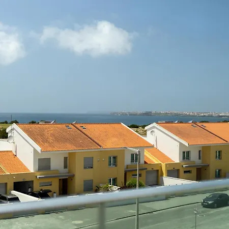 112 - Supertubos Seaview شقة *